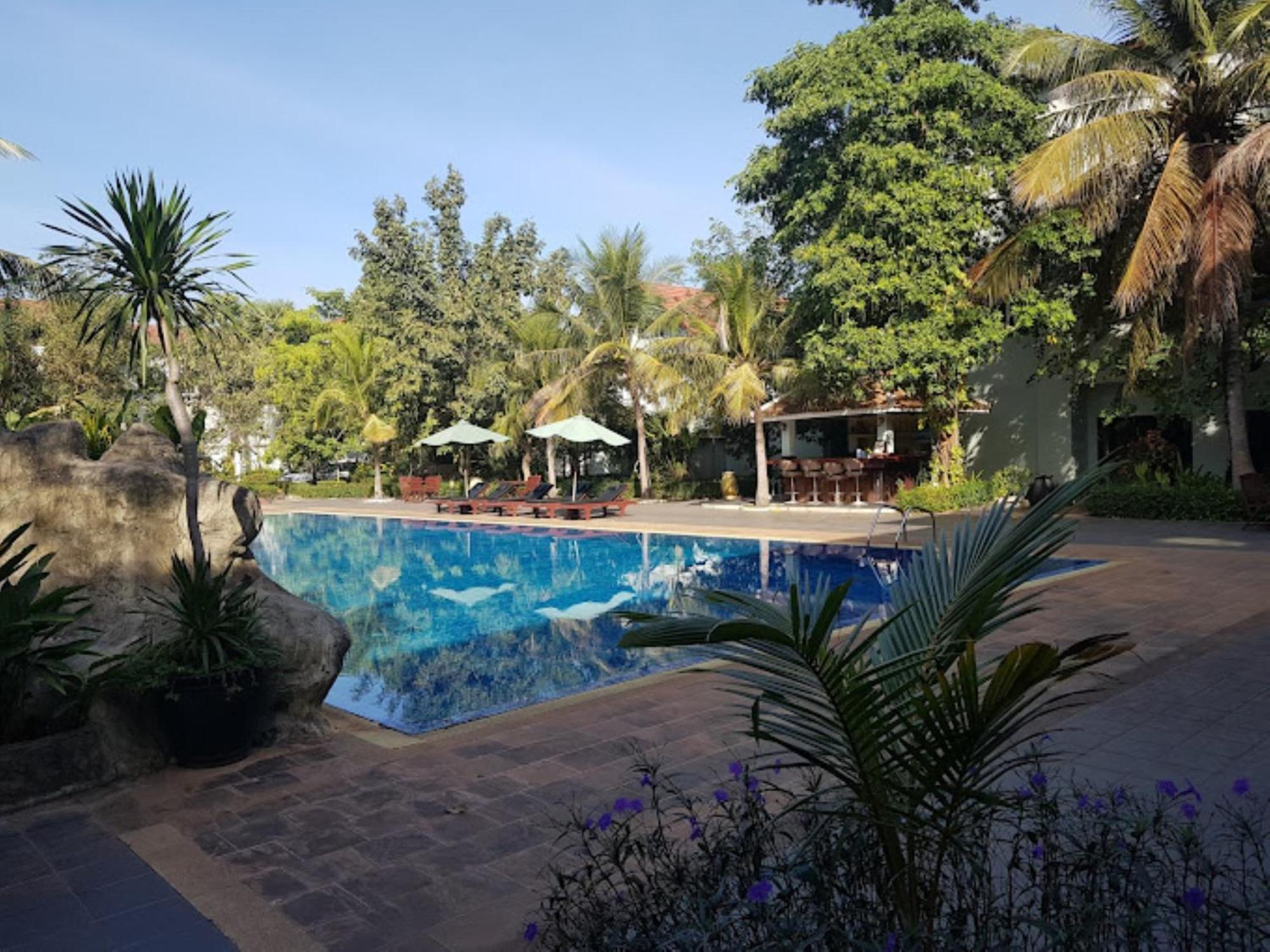 Eg Paradise Angkor Villa Hotel เสียมราฐ ภายนอก รูปภาพ