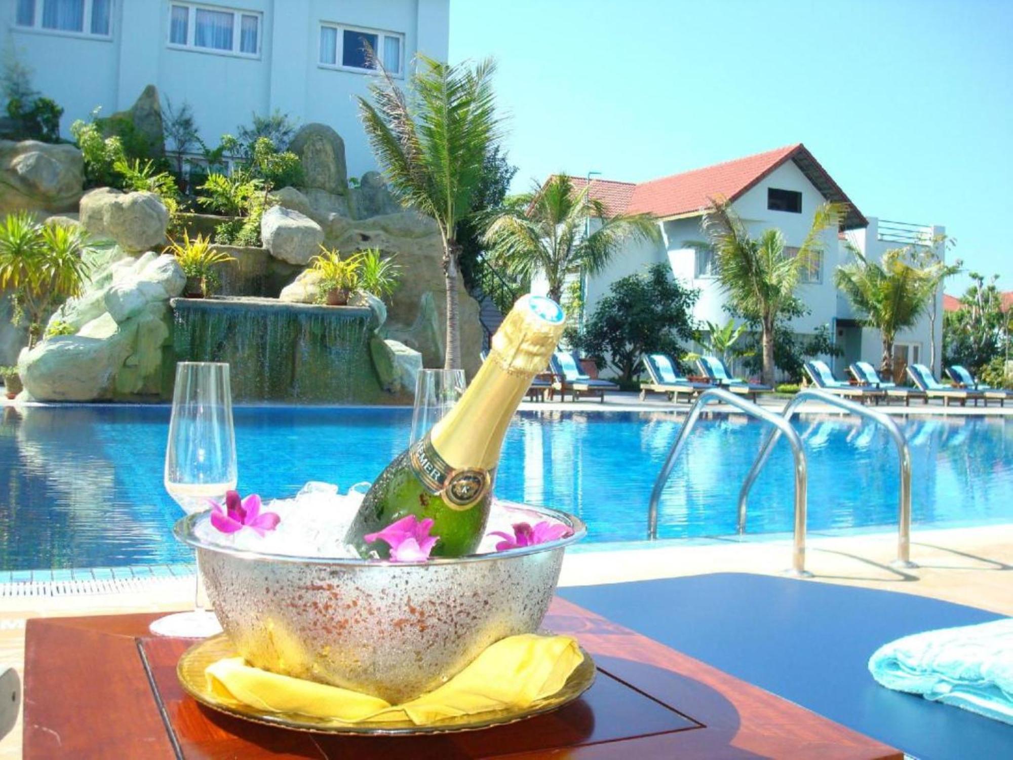 Eg Paradise Angkor Villa Hotel เสียมราฐ ภายนอก รูปภาพ